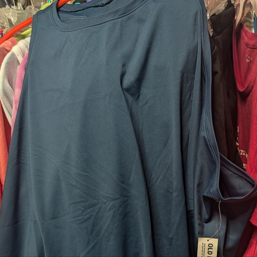 NWT old Navy tank